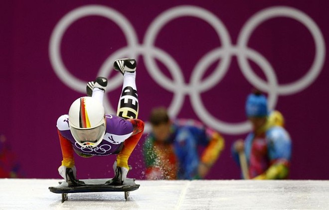 Alemã Marion Thee na prova de skeleton |