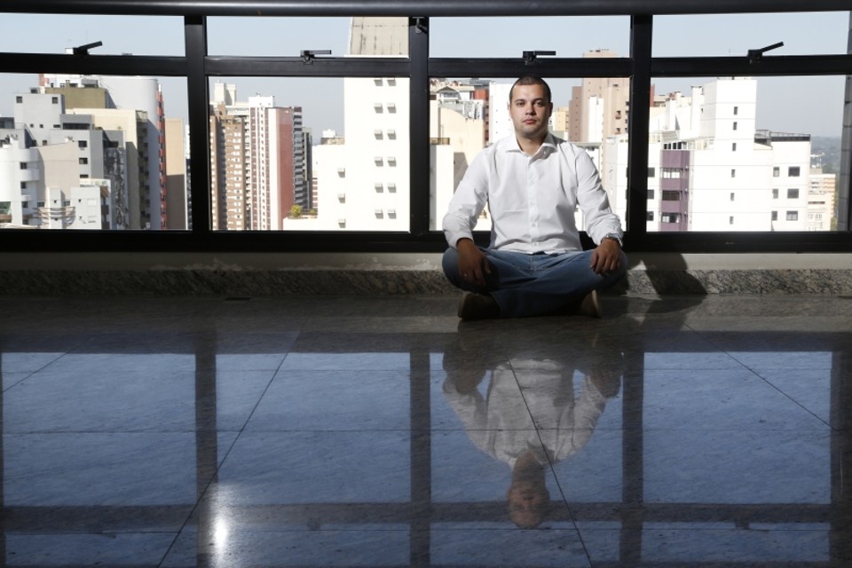 Tiago Rodrigues, sócio da ROI: aposta em Adriano para abrir o mercado | Henry Milleo/Gazeta do Povo