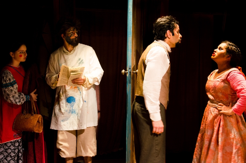 Atores desdobram-se entre vida e obra do autor russo | José Tezza/Divulgação