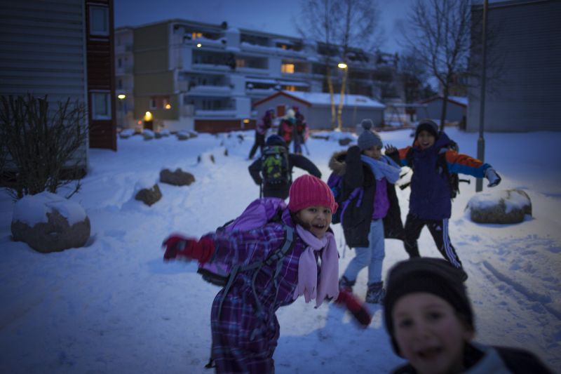 Estudantes em Mortensrud, Noruega, cidade cuja população imigrante cresceu muito | Kyrre Lien para The New York Times