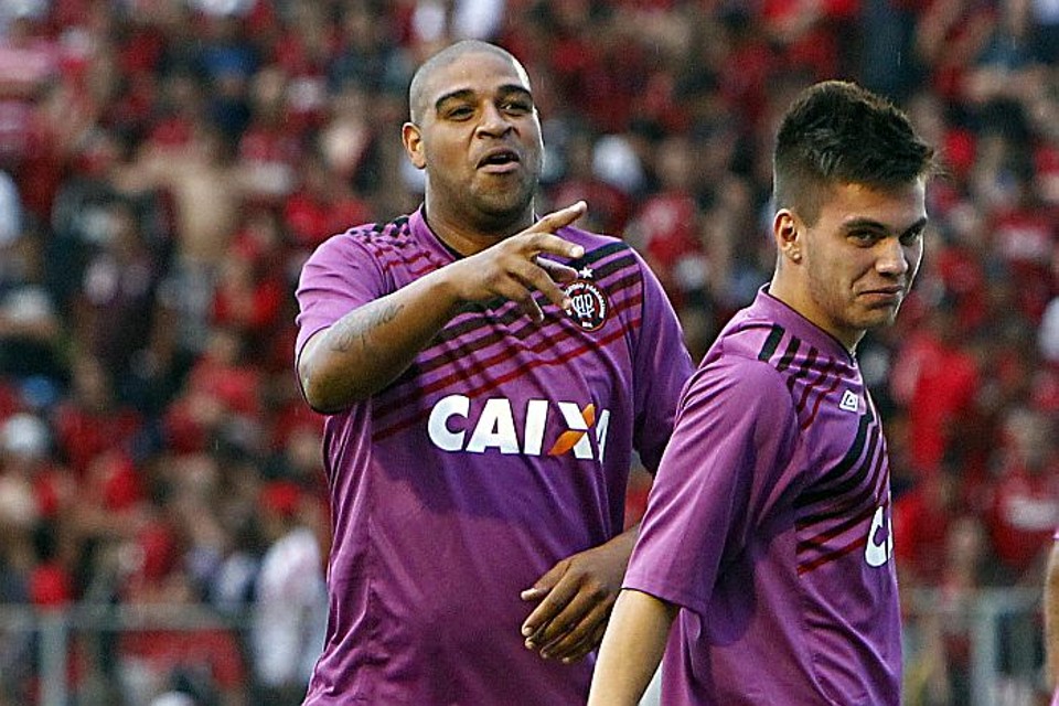 Ao completar 32 anos, Adriano reforçou a satisfação por ter a nova oportunidade no Atlético | Albari Rosa / Gazeta do Povo