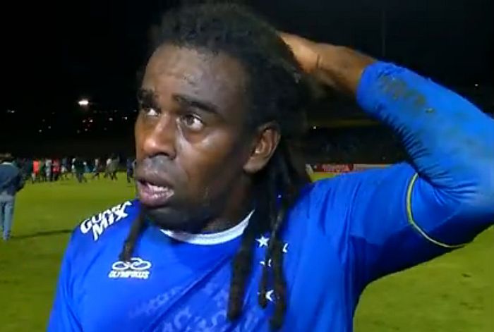 Tinga foi alvo de racismo da torcida peruana em jogos da Libertadores | Reprodução TV Minas / Globo