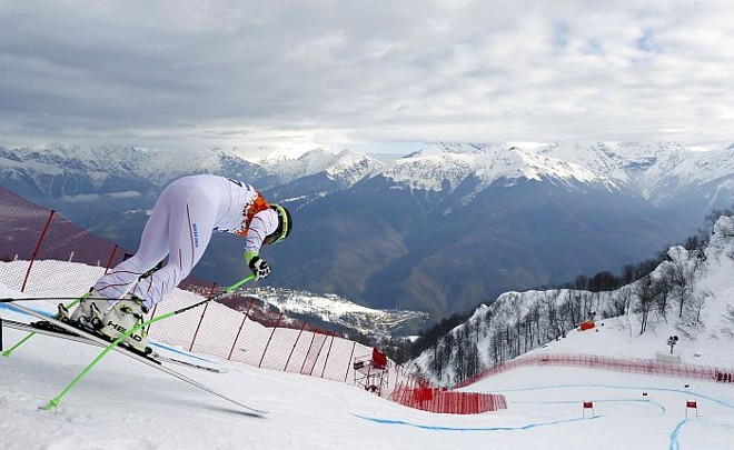 Americano Andrew Weibrecht se prepara para descer a rampa do esqui downhill |