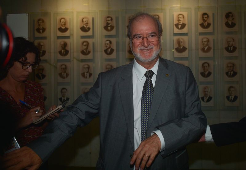 O deputado federal Eduardo Azeredo (PSDB-MG) cancelou o discurso que faria da tribuna do plenário da Câmara na tarde desta terça-feira (11). O tucano alegou estar se sentindo mal e falou que realizará o pronunciamento na semana que vem | José Cruz / Agência Brasil