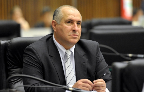 Francisco Bührer: deputado teria contratado ele próprio | Sandro Nascimento/Alep