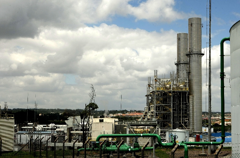 Inaugurada em 2002, a UEGA custou cerca de US$ 340 milhões. Era controlada pela norte-americana El Paso, que em 2006 vendeu sua fatia à Copel | Ivonaldo Alexandre/ Gazeta do Povo