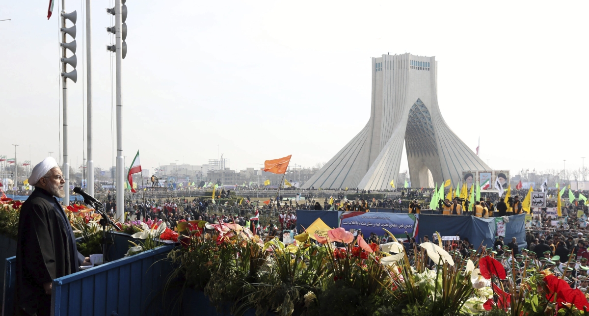 Presidente iraniano discursa em Teerã para comemorar os 35 anos de aniversário da revolução | EFE/Abedin Taherkenareh