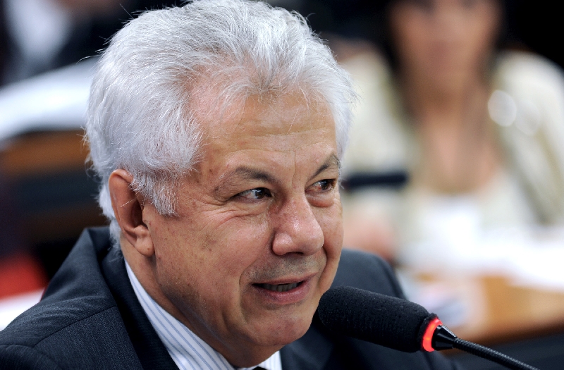 O líder do governo, Arlindo Chinaglia (PT-SP), disse que vai trabalhar para ampliar o apoio ao marco civil da internet | Beto Oliveira/Ag. Câmara