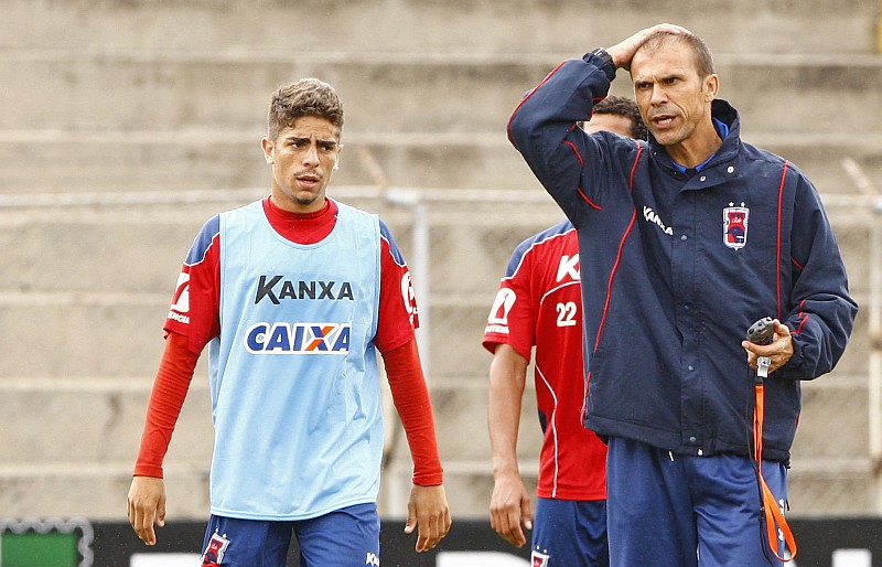 Contrato do Paraná com a Kanxa acaba na sexta-feira. Clube deve anunciar novo fornecedor de uniforme | Antônio More / Gazeta do Povo