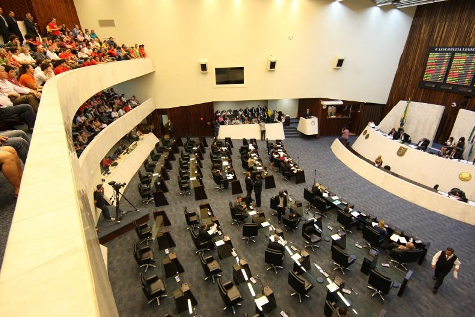 Mesmo sem valores estipulados, estima-se que o projeto que institui auxílio-moradia para os juízes gere uma despesa mensal extra de cerca de R$ 2,7 milhões | Ivonaldo Alexandre / Agência de Notícias Gazeta de Notícias