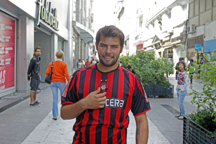 Torcedor Paulo Ramos, que mora em Buenos Aires, levará seu apoio ao Atlético diante do Vélez Sarsfield | Albari Rosa / Gazeta do Povo