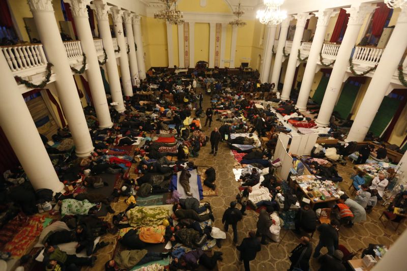 Manifestantes acampados na Prefeitura de Kiev | REUTERS/Baz Ratner