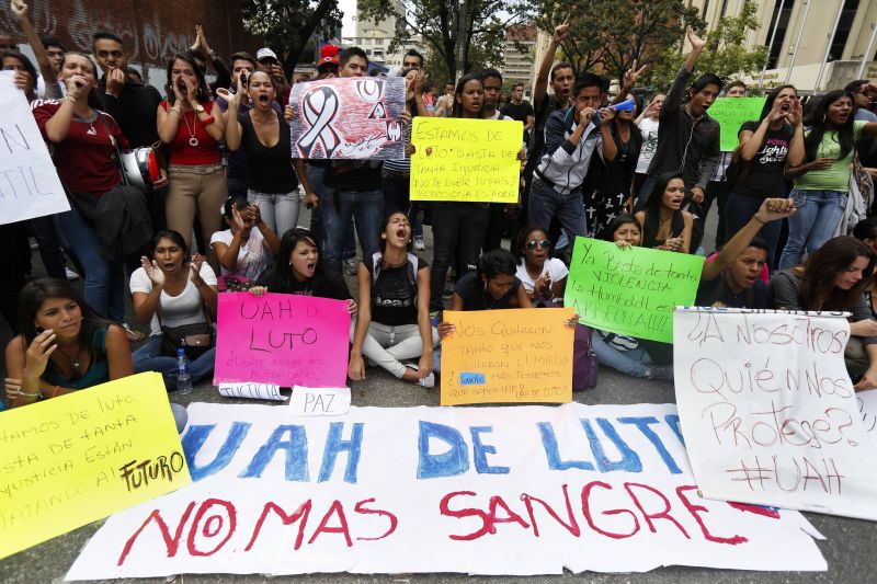 Protesto em Caracas contra o presidente Nicolas Maduro | Carlos Garcia Rawlins