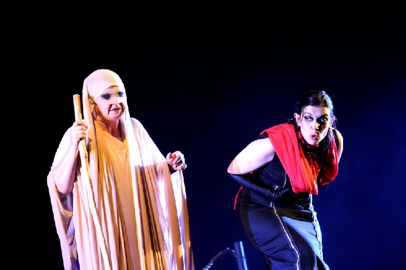 Rosana (à esq.) e Ludmila seguram peça com ótimas atuações | Chico Nogueira/Divulgação