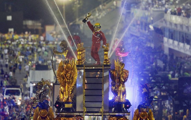 A Unidos da Tijuca homenageou o piloto Ayrton Senna e foi campeã do carnaval carioca | Ricardo Moraes/ Reuters