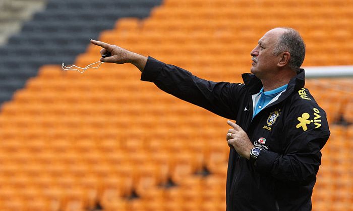 Felipão treina a seleção em Johannesburgo: tudo pronto para a Copa | Mowa Press