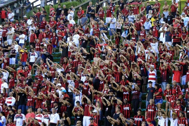 Clássico de torcida única no Ecoestádio. | 