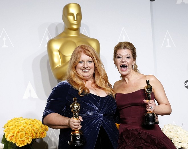 Adruitha Lee e Robin Mathews recebem o prêmio de melhor maquiagem pelo filme