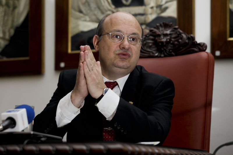 Se tirar esses servidores, o hospital não tem condições de funcionar, diz o reitor da UFPR, Zaki Akel Sobrinho | André Rodrigues/ Gazeta do Povo