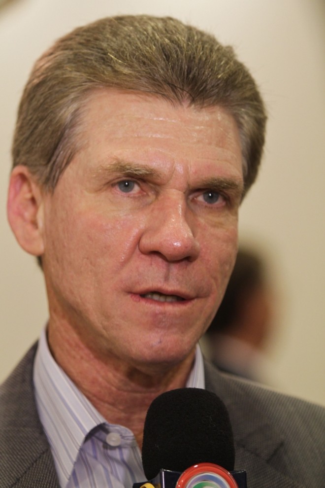 Eduardo Sciarra (PSD):O deputado é visto como um possível candidato a vice-governador em ambas as chapas, mas especialmente na de Gleisi. Ele nega e diz que será candidato a senador, apoiando a candidatura de Joel Malucelli (PSD) ao governo |