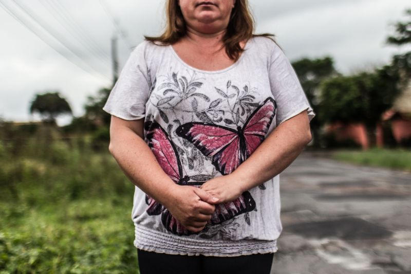 Eles tinham em torno de 18 anos. Logo depois de pedirem a informação, mostraram uma arma na cintura e levaram minha bicicleta. Eles roubam para trocar por droga. |