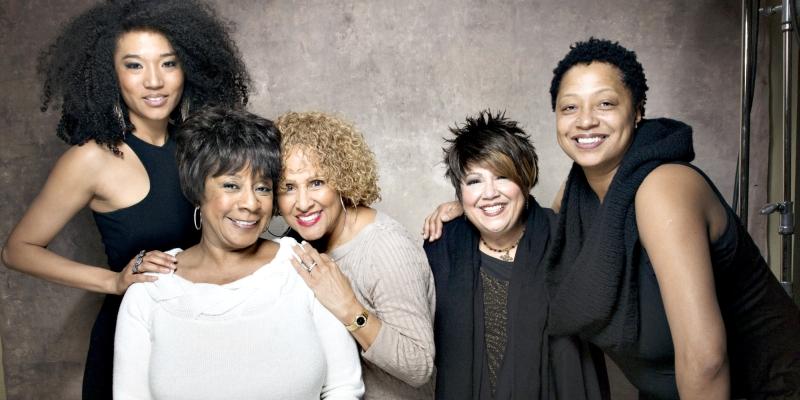 As cantoras Judith Hill (a partir da esq.), Merry Clayton, Darlene Love, Táta Vega e Lisa Fischer: à sombra dos holofotes | Divulgação