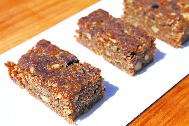 As barrinhas Exo, feitas de grilos, vêm em sabores como amêndoa de cacau e batata-doce | Tina Fineberg para The New York Times