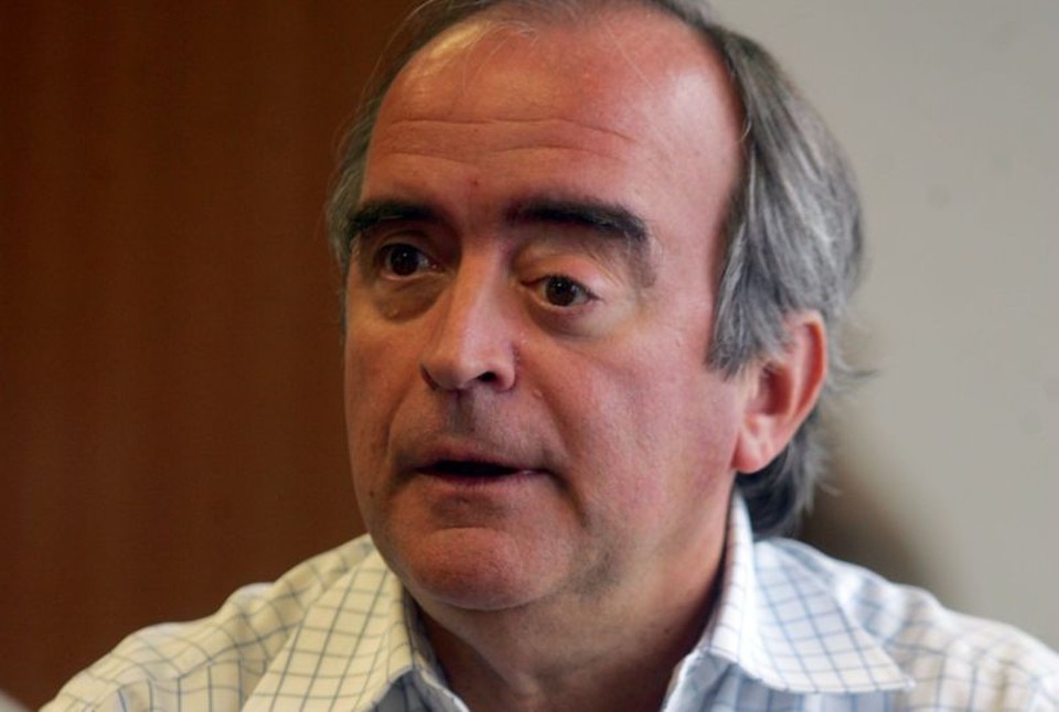 O engenheiro Nestor Cerveró foi exonerado da diretoria financeira da BR Distribuidora nesta sexta-feira. Na imagem, ele dá entrevista em 2006 | Alaor Filho / Estadão Conteúdo