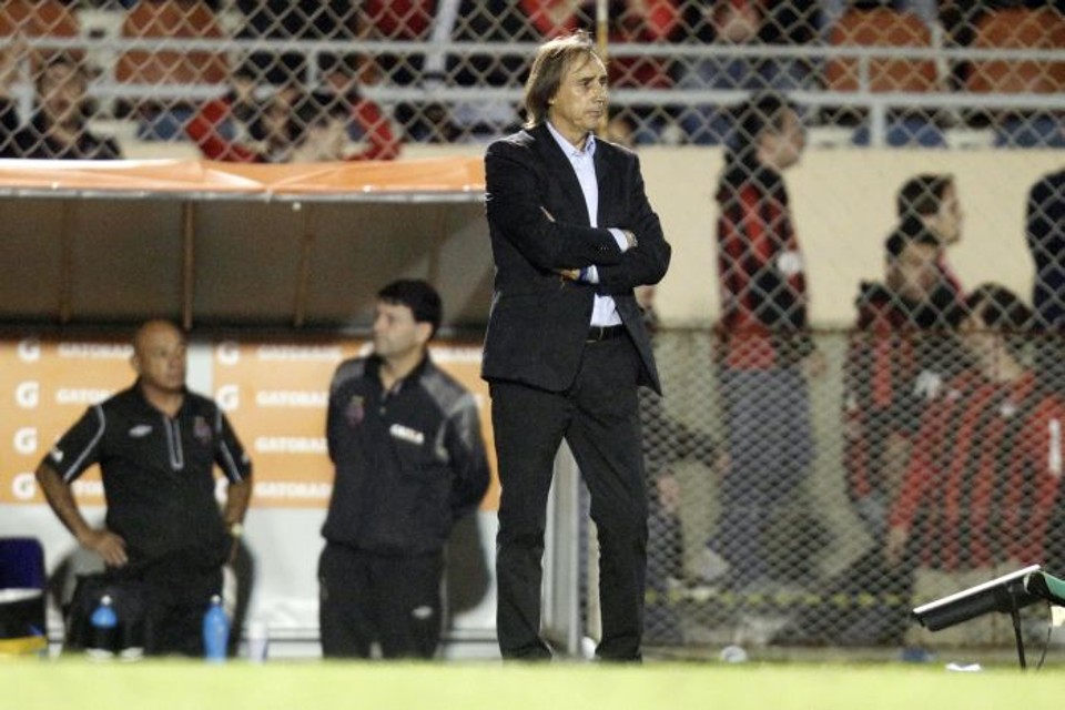 Portugal lamentou a falta de objetividade do ataque do Atlético na derrota para o Vélez Sarsfield | Albari Rosa / Gazeta do Povo