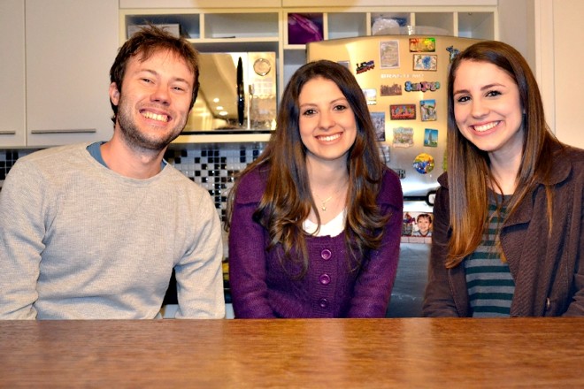 Gustavo, Carolina e Samantha começaram o Fechando o Zíper depois de se sentirem enganados por uma propaganda de maionese |
