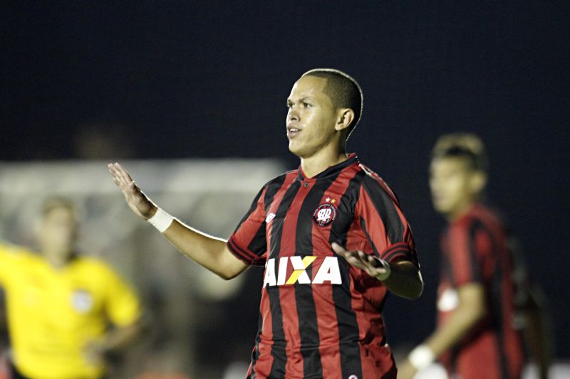 Marcos Guilherme decidiu a partida para o Atlético | Albari Rosa / Gazeta do Povo