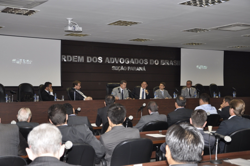 Reunião da Comissão da OAB: valores de 172 das 2,5 mil contas movimentadas foram devolvidos | Heloisa Rego/ OAB-PR