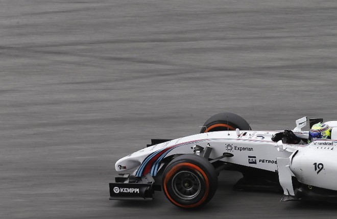 Felipe Massa não deu bola para as ordens da Williams e terminou na frente de Valtteri Bottas | 