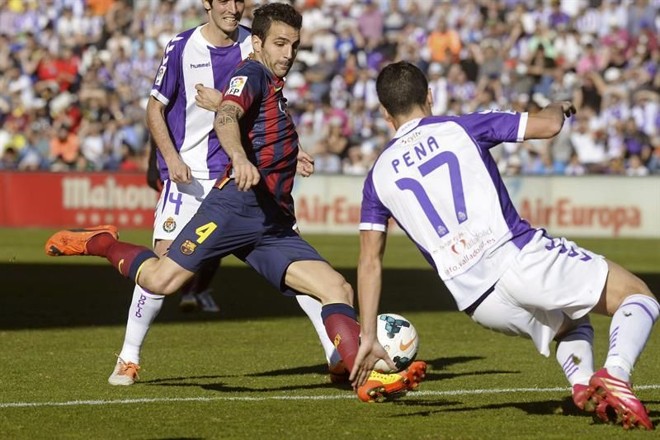 Fábregas perde lance para o Barcelona na derrota para o Valladolid | EFE