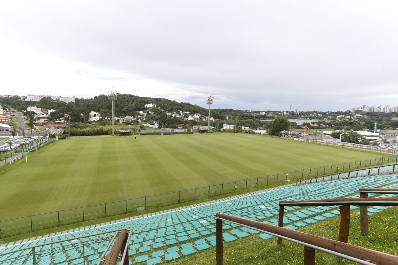O Ecoestádio vai receber o clássico entre Atlético e Paraná | Daniel Derevecki / Gazeta do Povo