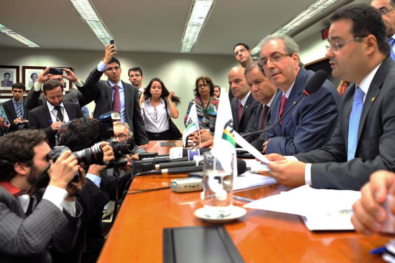 Coletiva a imprensa dos deputados do PMDB após reunião partidária sobre a relação do partido com o governo federal | Zeca Ribeiro / Câmara dos Deputados