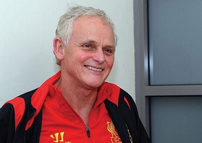 Psiquiatra Steve Peters, que também atua no Liverpool, virá com a delegação inglesa para a Copa | Divulgação Liverpool