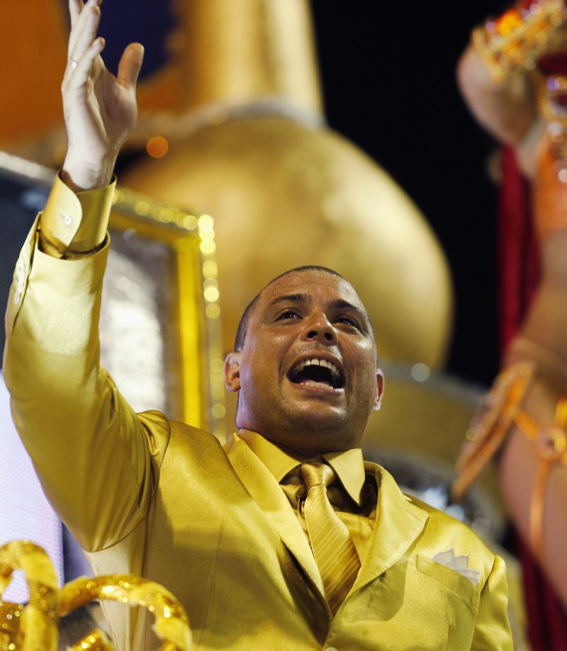 Ronaldo foi homenageado pela Gaviões da Fiel | REUTERS/Paulo Whitaker