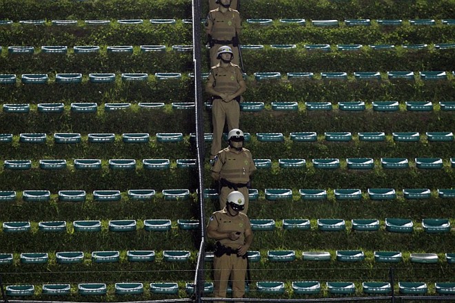 PM faz cordão entre as torcidas de Atlético e Maringá no Ecoestádio |