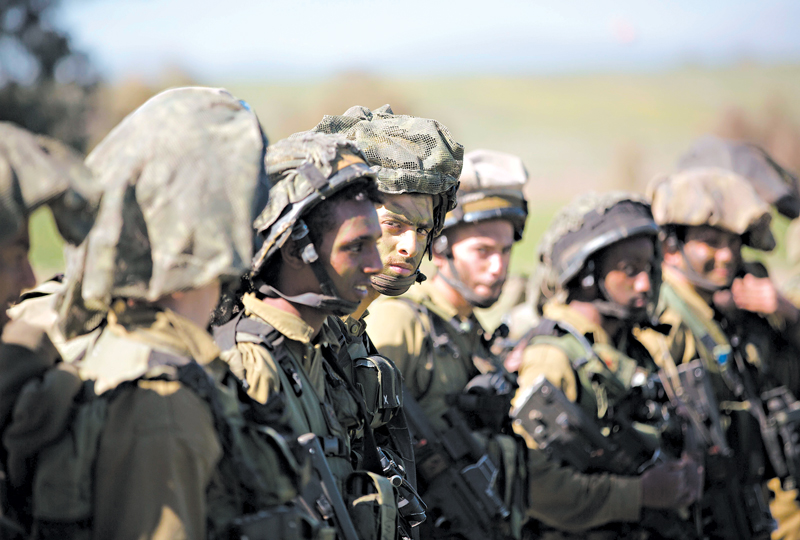 Israel vem se preparando para uma nova rodada de batalhas contra o Hezbollah. Soldados treinando nos planaltos de Golan | Menahem Kahana/Agence France-Presse Getty Images