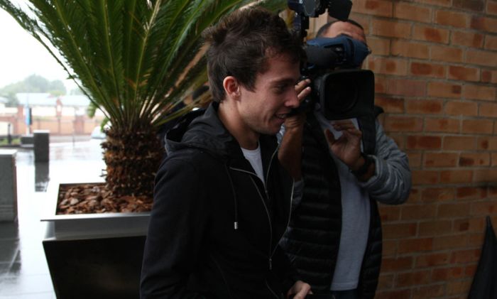 Bernard, na chegada à África do Sul para amistoso de quarta-feira: meia já acionou a embaixada brasileira na Ucrânia | Mowa Press