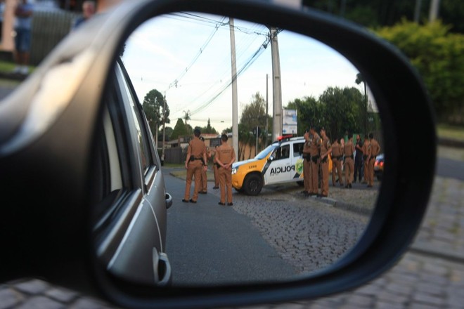 Policiais cuidam da segurança do evento |