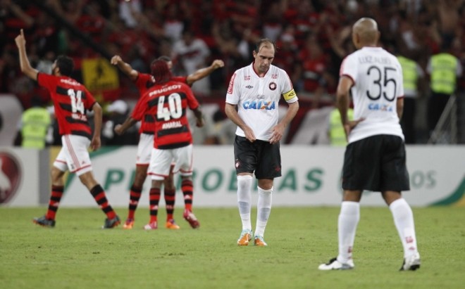 Atlético, de Paulo Baier, não conseguiu superar o Flamengo na final da Copa do Brasil de 2013 |