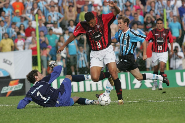 Empate em Erechim foi determinante para a perda do título nacional em 2004 | Arquivo Gazeta do Povo e Museu CAP