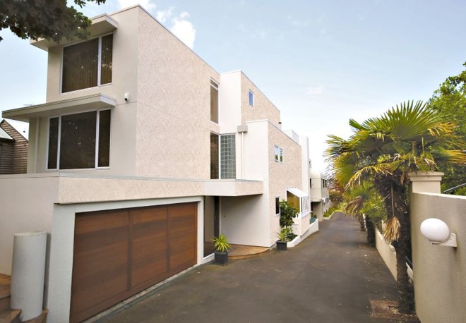 Preparação correta da superfície da fachada garante bom resultado na aplicação da tinta | 