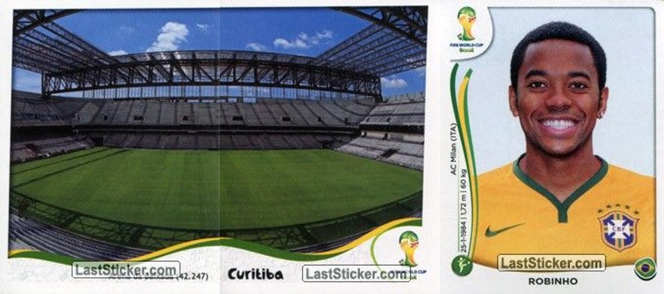 Segundo o site LastSticker, duas fotos da Arena ainda em obras formam a imagem do estádio e Robinho integra a seleção brasileira | Reprodução LastSticker