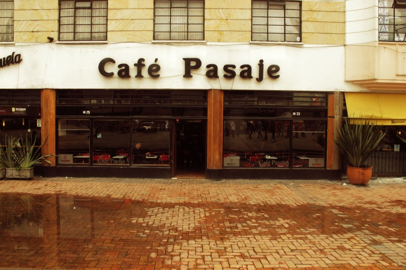 Café Pasaje, com quase 80 anos, é um dos estabelecimentos que serão revigorados em Bogotá, capital colombiana | Eddy Milfort/Creative Commons