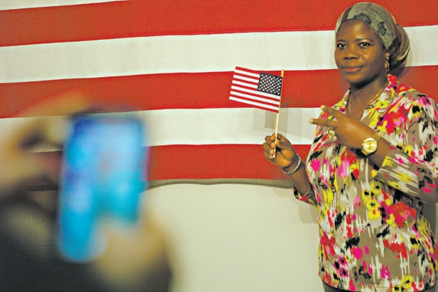 A legislação de 1965 permitiu a abertura da imigração de africanos. A nigeriana Temitope Moshood | Ozier Muhammad/The New York Times