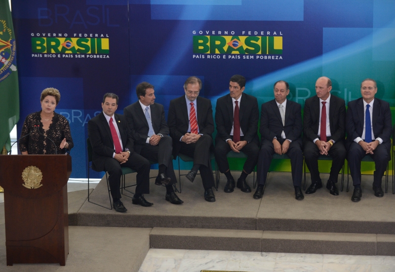 Dilma e os novos ministros: posse era aposta para acalmar a base; funcionou pela metade | Marcelo Camargo/ ABr