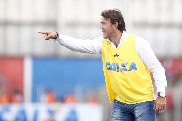 Petkovic orienta o Atlético no clássico com o Paraná | Marcelo Andrade / Gazeta do Povo
